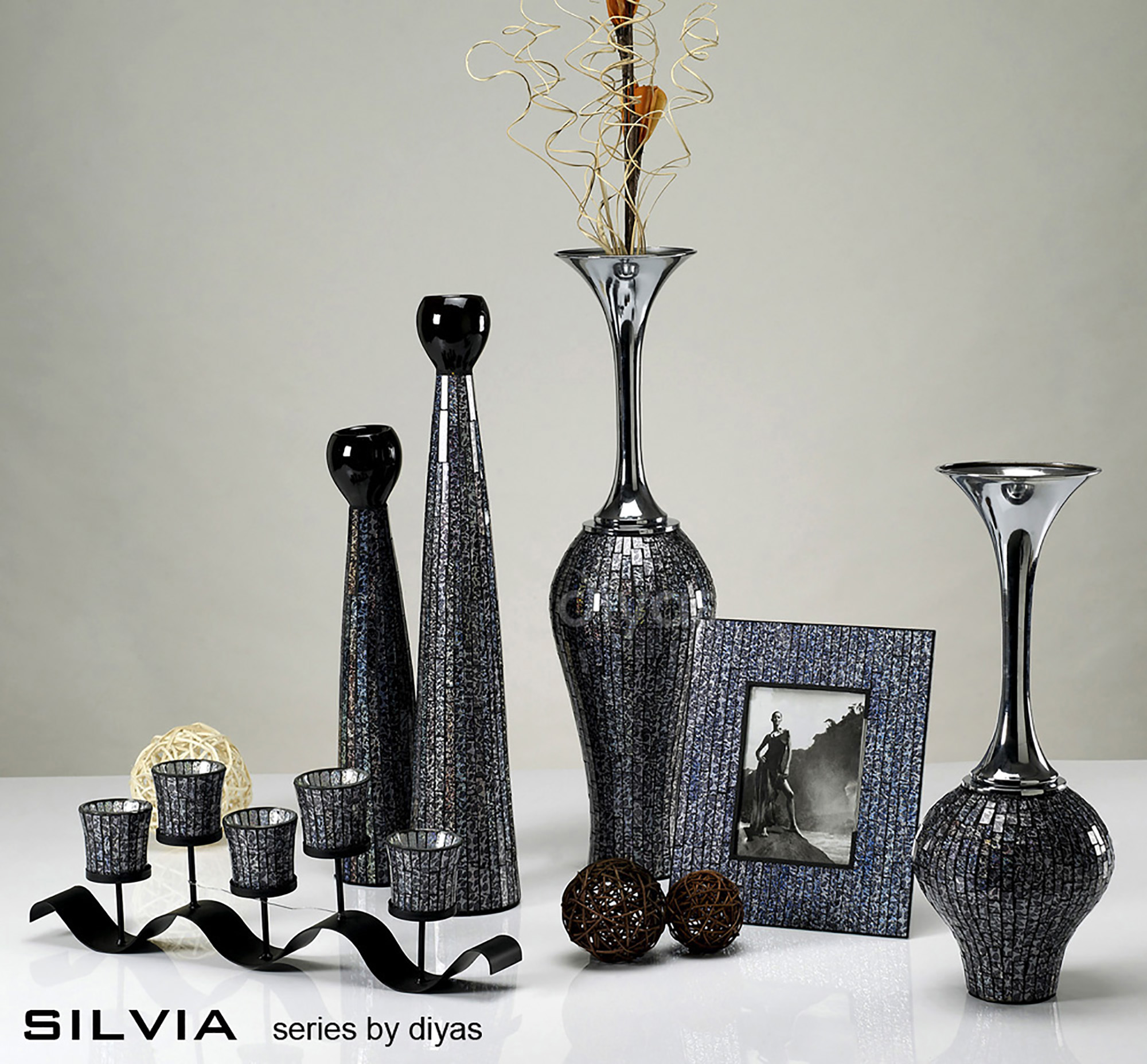 Silvia Mosaic Art Glassware Diyas Home Photo Frame